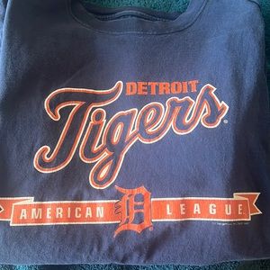 Detroit tigers tee